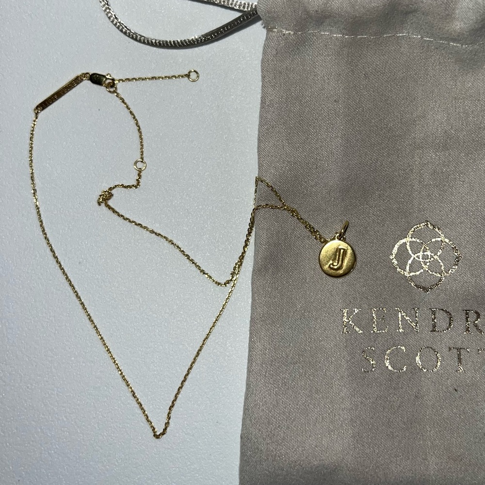 Kendra Scott j initial necklace 18k gold